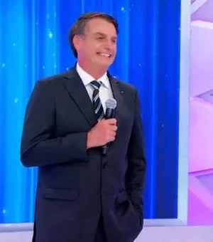 Após polêmica, web resgata fotos de Silvio com presidentes do Brasil