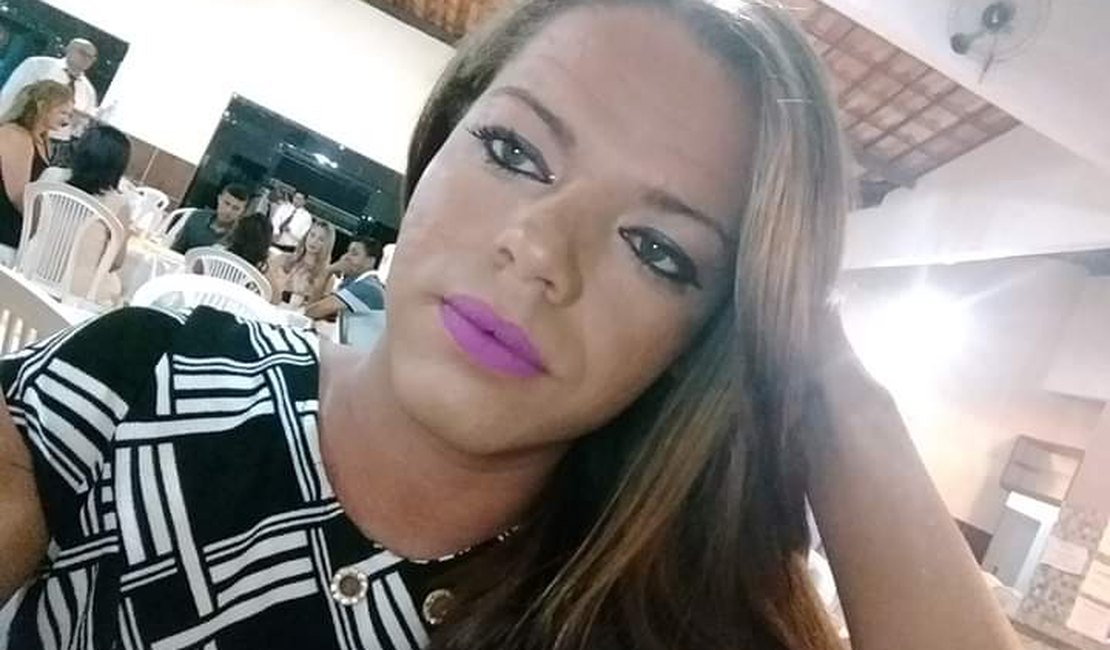 Travesti é morta a tiros em Porto Real do Colégio