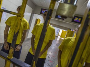 Cresce apoio para redução da idade penal somente para crimes graves