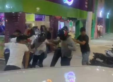 Torcedor do CSA é espancado por grupo de jovens em lanchonete no Jaraguá