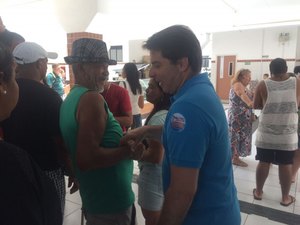 'A senhora tá mal informada' candidato Wilson Junior responde eleitora que ameaça o denunciar
