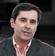 Morre o locutor Bob Floriano, voz marcante de comerciais da Casas Bahia