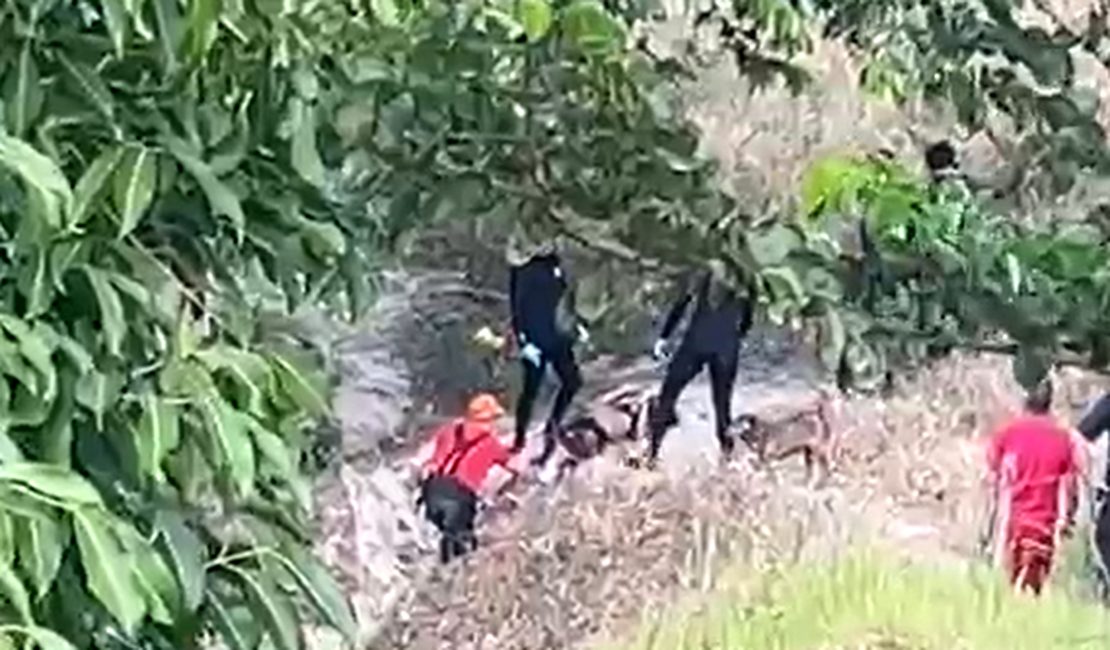 Homem é encontrado morto em rio às margens da BR-424, em Branquinha