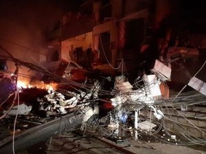 Prédio de quatro andares desaba em Rio das Pedras, no Rio