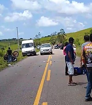 [Vídeo] Motorista atropela comboio de motociclistas, mata três e deixa vários feridos em PE