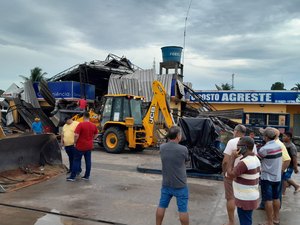 [Vídeo] Temporal de aproximadamente 1h de duração provocou vários estragos em Campo Alegre