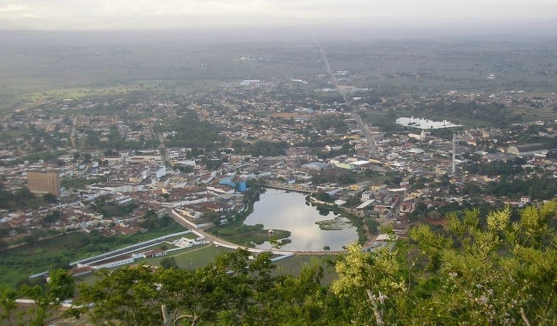 Homem é assassinado a tiros em Palmeira dos Índios