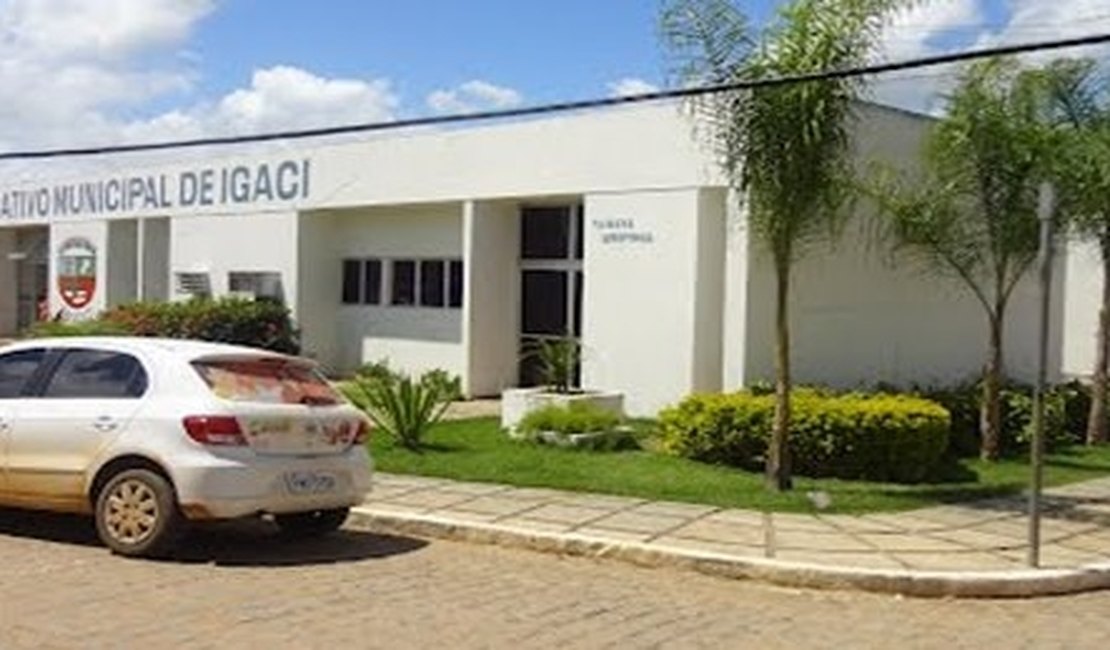 Prefeitura de Igaci comemora aprovação de alunos nas instituições federais