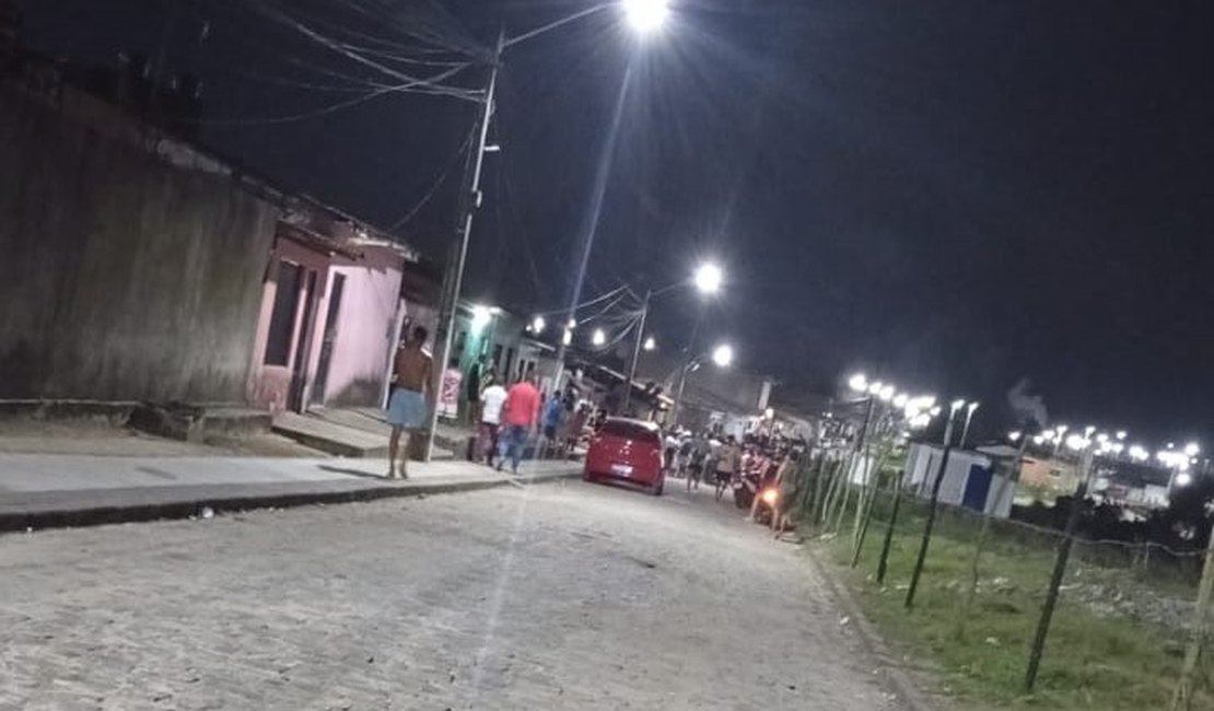 [Vídeo] Ataque a tiros em via pública deixa um morto e dois feridos no município de Murici