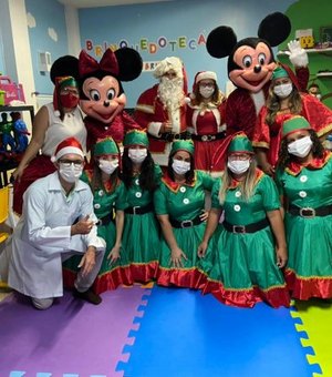 Rimas e animação nas enfermarias encerram programação natalina no HE do Agreste