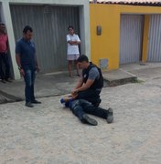 Suspeito é preso por assaltar em bairro de Arapiraca