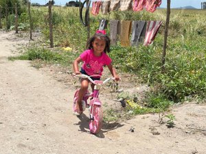 Médico do Hospital Ib Gatto Falcão alerta sobre cuidados para evitar quedas, febre e infecções em crianças nas férias