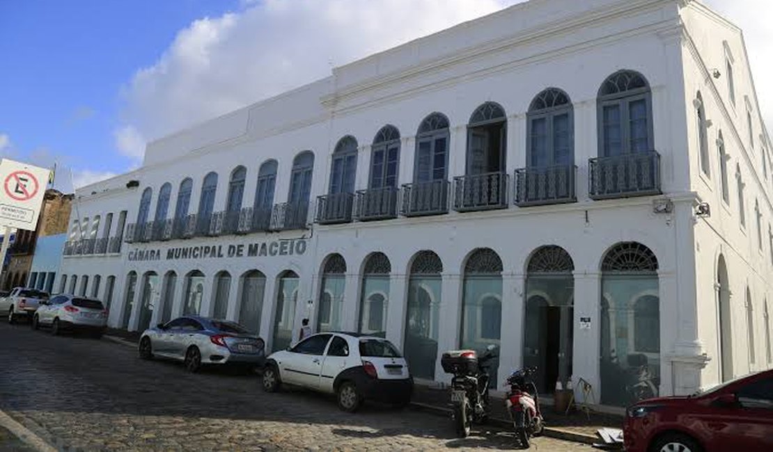 Grupo governista pode promover mudanças na Câmara de Maceió com entrada de suplentes