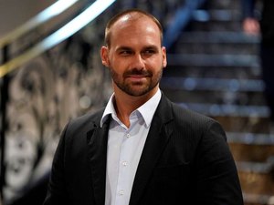 Datafolha: 70% rejeitam indicação de Eduardo Bolsonaro para embaixada