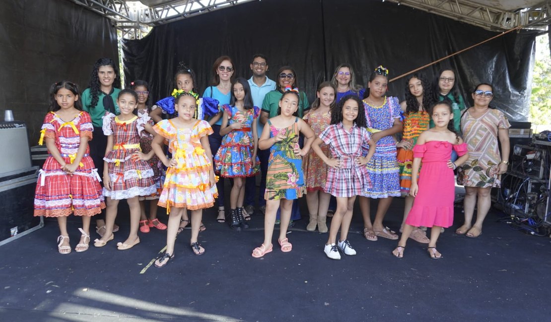 Apresentações das escolas municipais marcam abertura da Semana Graciliano Ramos