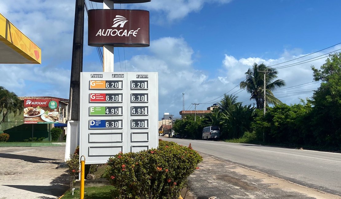 Preço do litro da gasolina em Maragogi segue acima do valor médio de Maceió