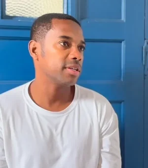 Robinho é transferido e deixa o 'presídio dos famosos' em Tremembé