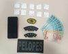 PM faz abordagens e apreende arma, drogas e dinheiro em Penedo e Igreja Nova