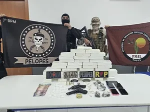 Ação policial no Sertão resulta na apreensão de mais de R$ 1 milhão em cocaína e prisão de cinco suspeitos