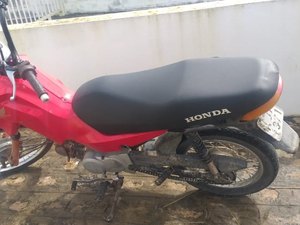 Moto com queixa de roubo é recuperada pela PM em São Sebastião