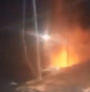 Botijão de gás pega fogo dentro de residência em Marechal Deodoro