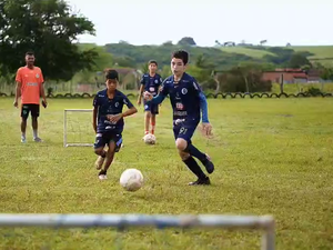 [Vídeo] Jovem autista do Projeto Atletas do Futuro emociona e inspira com história de superação no esporte