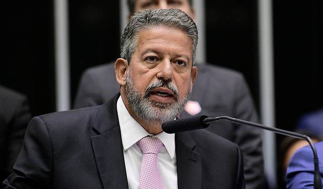 Ex-aliado de Arthur Lira na Câmara Federal promete ‘vingança’ após impasse sobre eleição interna