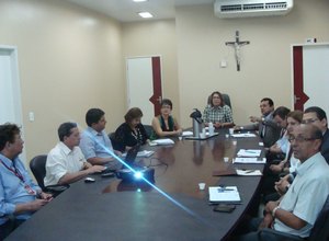 'Precisa-se de secretários municipais urgentemente, em Arapiraca'