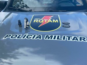 Durante abordagem, PM aprende arma de fogo, e homem é preso por porte ilegal