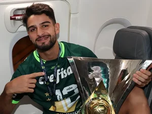 Por que o Palmeiras não tem interesse em negociar Flaco López, alvo do River Plate?