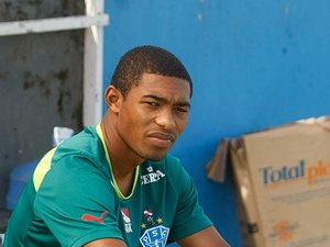 ASA acerta empréstimo do meia Djalma, do Paysandu