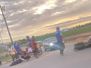 Motociclista fica ferido após colisão com ônibus escolar na AL-220, em Arapiraca