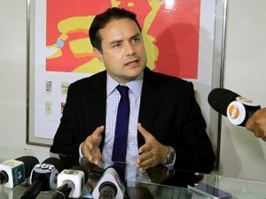 Renan Filho vai discutir dívida pública com Dilma