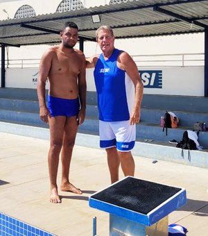 Nadador alagoano disputa seletiva nacional para campeonato de natação paralímpica