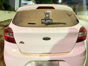 Homem é flagrado em veículo com queixa de furto em Palmeira dos índios