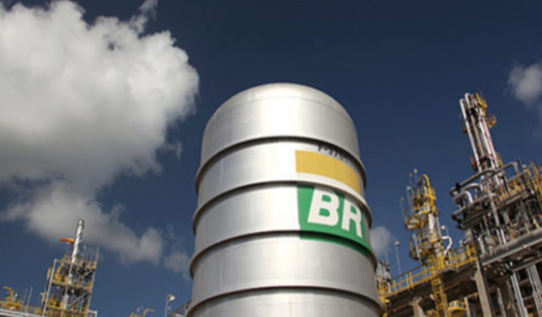 Petrobras anuncia aumento no preço do diesel nas refinarias