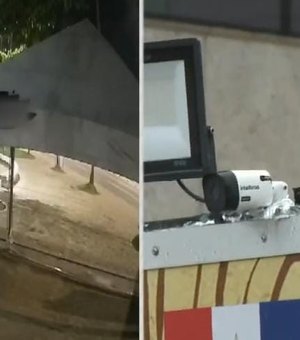 Imagens mostram furto em food trucks na Ponta Verde