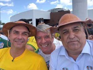 Cabo Bebeto destaca força de Arapiraca durante motociata de Flávio Bolsonaro