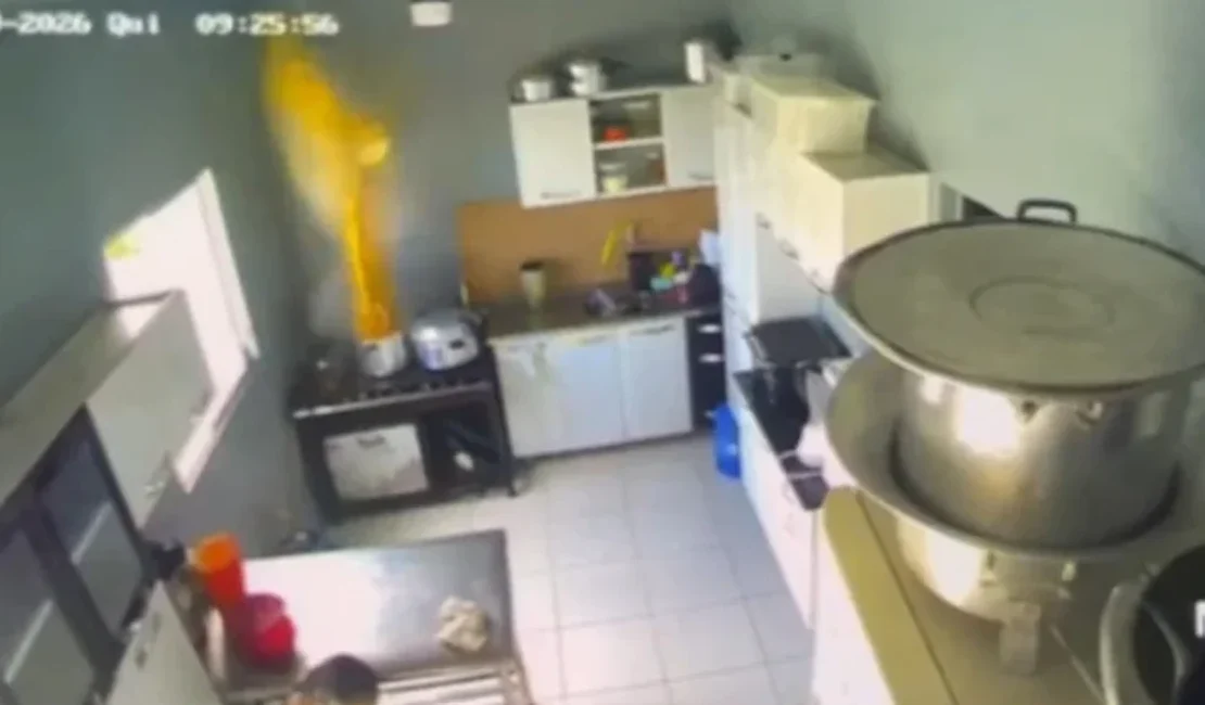 Panela de pressão explode e assusta cozinheira em restaurante no Sertão alagoano