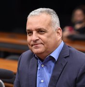 Alfredo Gaspar lidera disputa ao Senado em Alagoas