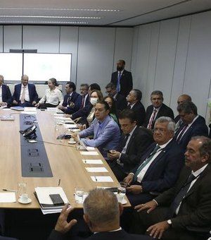 Transição vai sugerir a Lula barrar privatizações de Correios, Dataprev e Porto de Santos