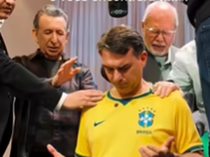 Flávio nega que pretenda tirar Nossa Senhora Aparecida como Padroeira