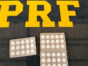 Caminhoneiro é flagrado com 76 comprimidos de anfetamina em AL e diz que dividiria com outros motoristas