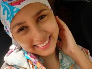 Após lutar 9 meses contra câncer, adolescente de Penedo não resiste e morre 