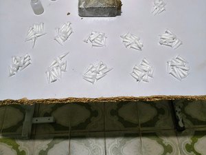 Perseguição termina com motorista preso com maconha e cocaína em Arapiraca