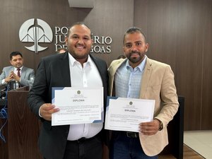 Fernando Cavalcante é diplomado prefeito de Matriz de Camaragibe pela segunda vez