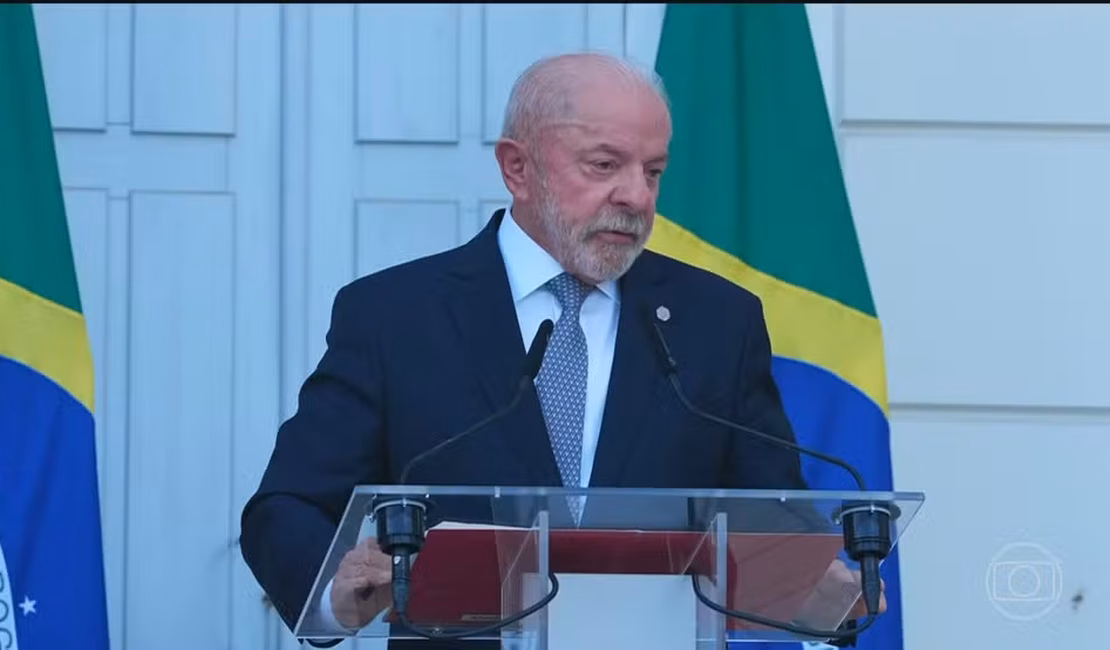 EUA decidem na quarta sobre tarifaço ao Brasil; Lula aguarda reação