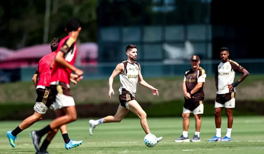 Jorginho avança em recuperação da lesão e se aproxima de retorno no Flamengo