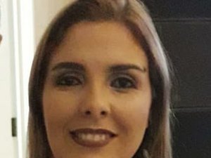 Esposa de promotor é encontrada morta dentro de residência