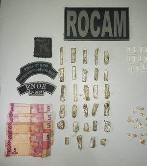 Mulher é presa com 24 pedras de crack em Arapiraca